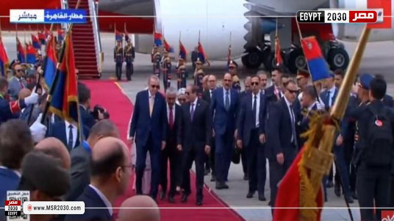 السيسي يستقبل نظيره التركي