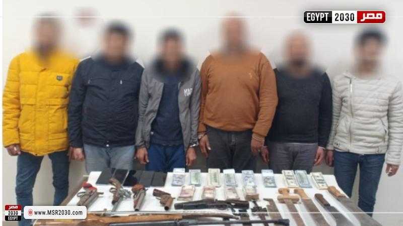 حبس عصابة «نمر الطيب» لتزوير الدولارات فى أكتوبر