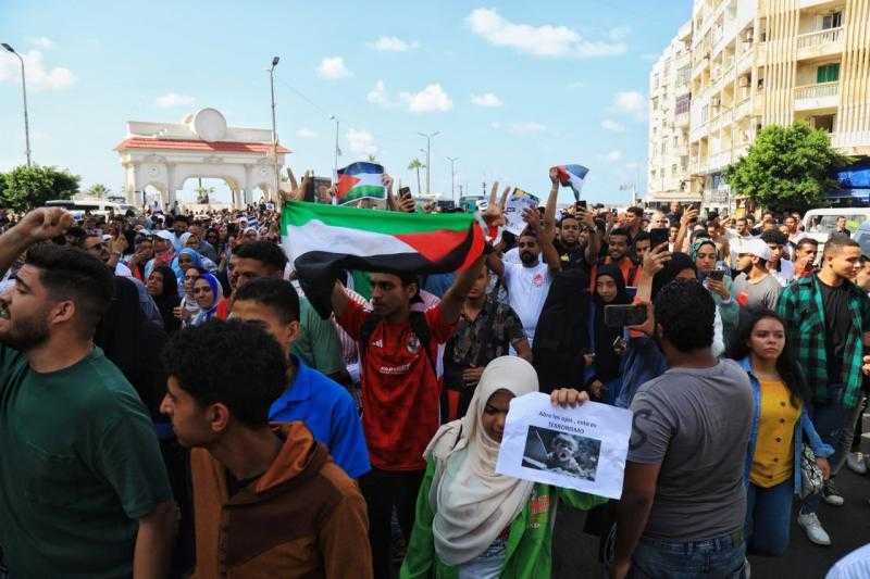 المرصد الأورومتوسطي: 88 ألف طالب فلسطيني حرموا من مواصلة تلقي تعليمهم الجامعي