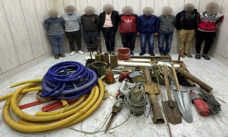 ضبط 9 أشخاص للتنقيب عن الآثار داخل عقارين بالمعصرة