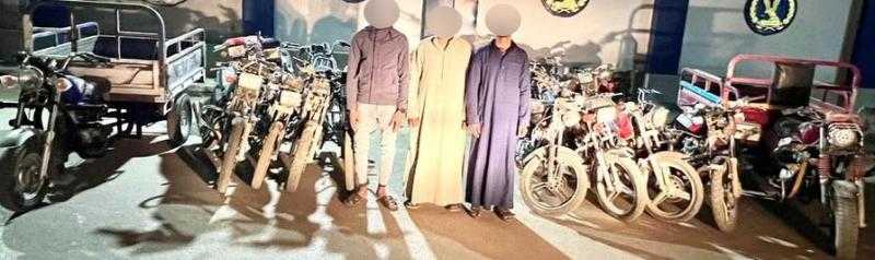 نفذوا 19 جريمة .. ضبط 7 عناصر إجرامية من بينهم سيدة لارتكاب جرائم السرقات