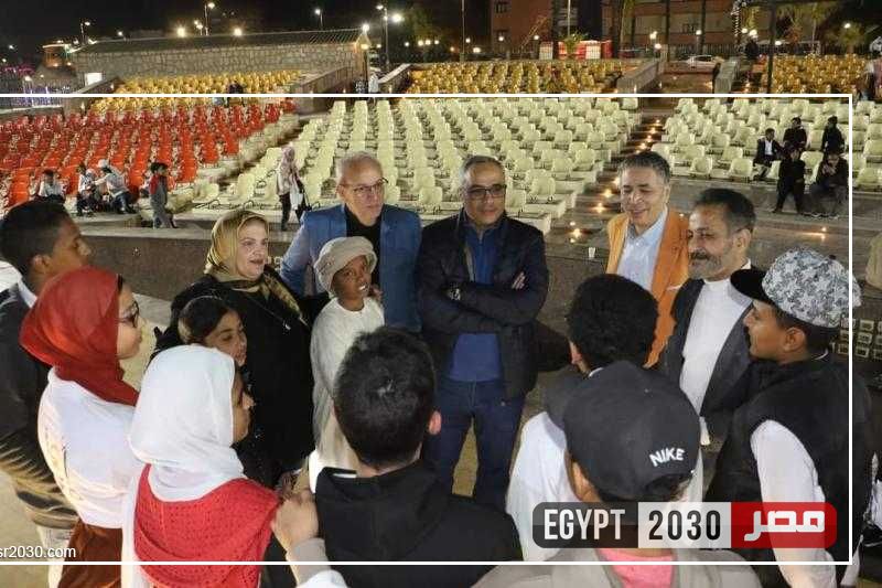 رئيس هيئة قصور الثقافة يتفقد ورش أسبوع «أهل مصر» بأسوان