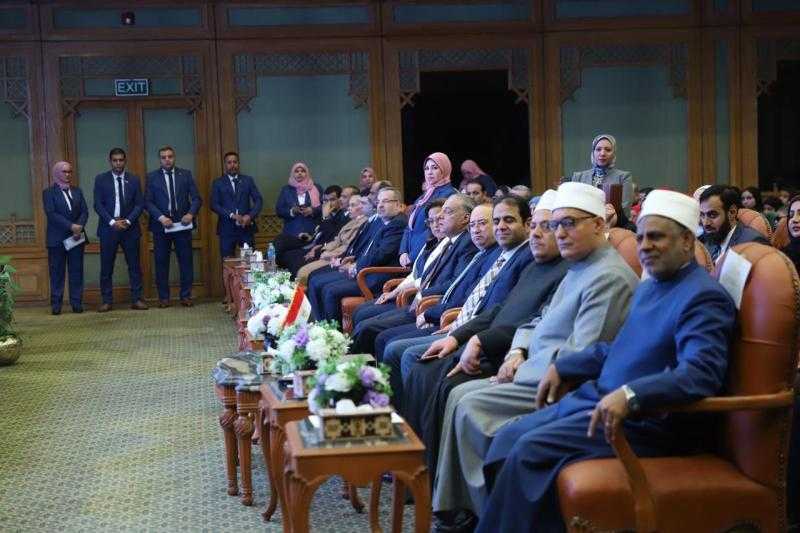 رئيس قطاع المعاهد الأزهرية يؤكد أهمية «الأسبوع العربي للبرمجة» في إثراء الوعي بطبيعة العصر