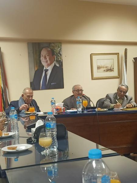 رئيس الجامعة العمالية السابق 