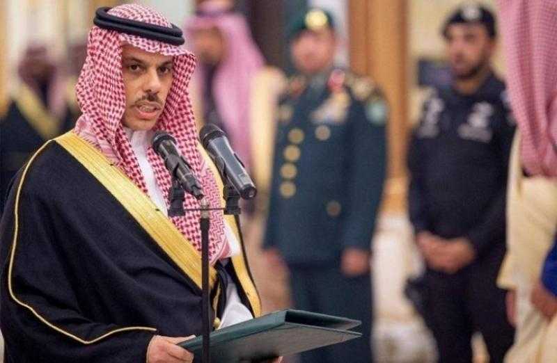 وزير الخارجية السعودي: التركيز حاليًا على وقف إطلاق النار وإيصال المساعدات إلى غزة