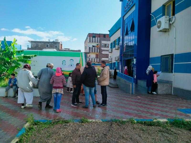 محافظ كفر الشيخ: تقديم خدمات علاجية لـ 965 مواطنا بالحامول ودسوق