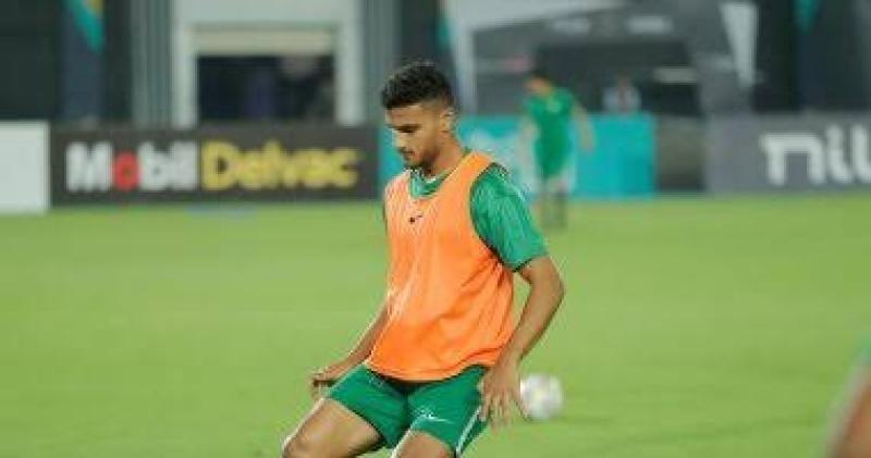 أمير هشام: الأهلي لم يتواصل من أجل ضم أسامه فيصل