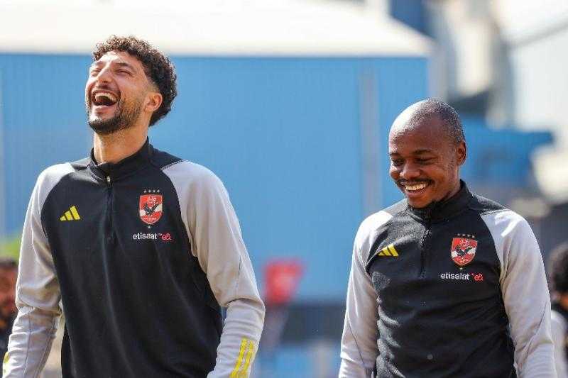 انتظام تاو ووسام وكوكا في مران الأهلي الجماعي استعدادًا لمواجهة ميدياما الغاني