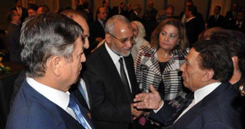 بعد سحب الجنسية منه.. سر العلاقة التي جمعت مرشد الإخوان بالزعيم عادل إمام