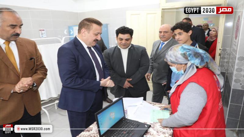جانب من جولة المحافظ