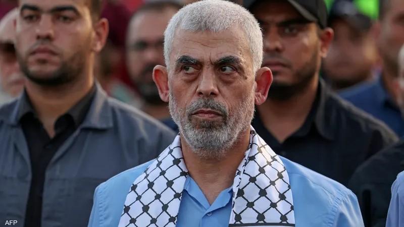 ضابط إسرائيلي: السنوار داخل مصر مع أسرى للجيش الإسرائيلي
