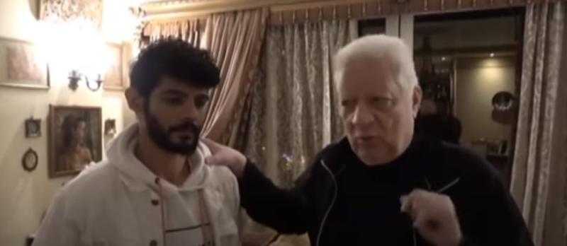 مرتضى منصور يستقبل لاعب الزمالك السابق المصاب بالسرطان