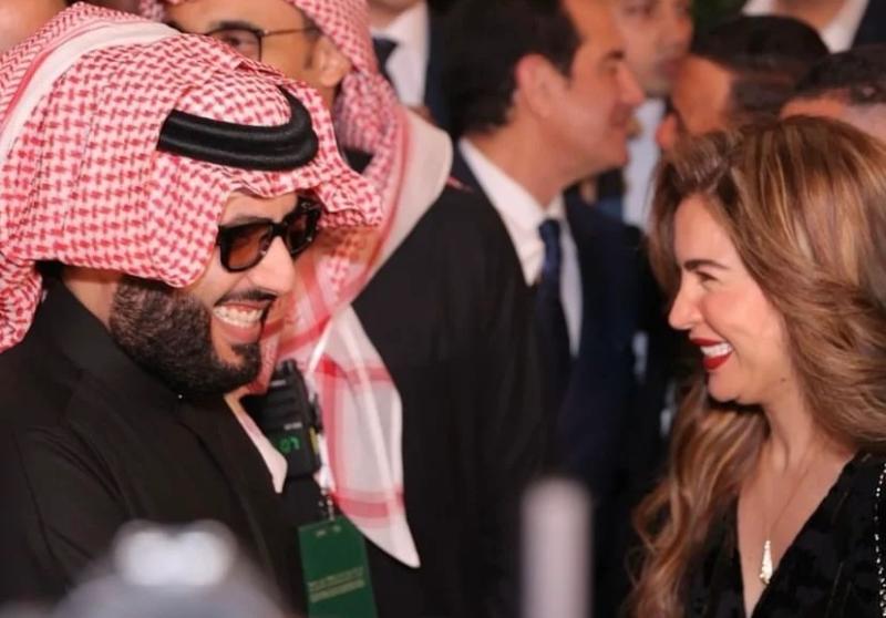 مي عز الدين مع تركي آل الشيخ 