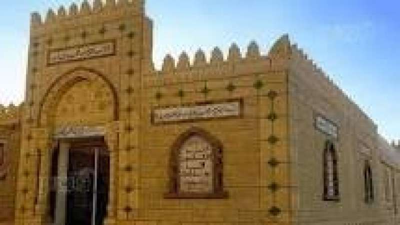 المقابر 