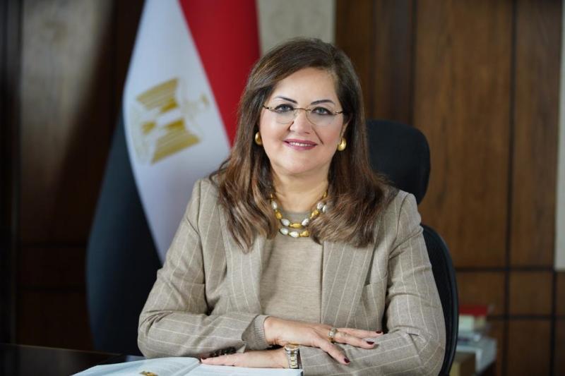 الدكتورة 