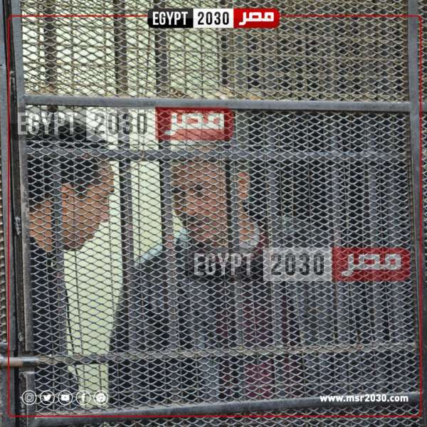 شاهد ..لقطات خاصة خلال محاكمة المتهمين فى قضية فساد وزارة الرى 