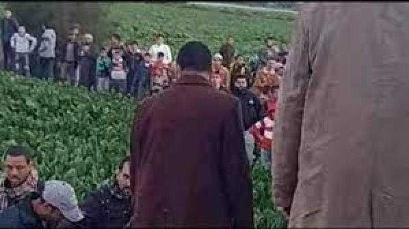 أب يقتل ابناءه الثلاثة بالساطور  فى أسيوط