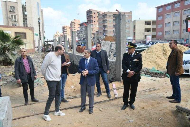 محافظ الغربية يتابع مشروعات الرصف والتطوير بطنطا