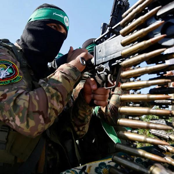 القسام تستهدف دبابة ميركافا في مدينة غزة