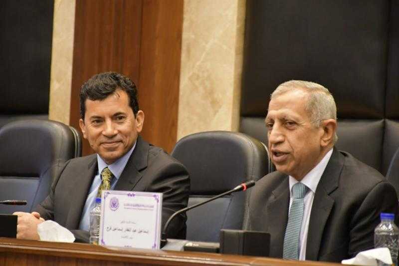وزير الرياضة ومحافظ الإسكندرية يشهدان مؤتمر إعلان استضافة مصر للأولمبياد الدولي للمعلوماتية