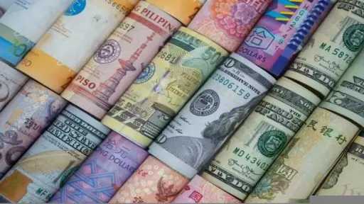 تباين أسعار العملات بختام تعاملات الإثنين.. ارتفاع اليورو تباين أسعار العملات بختام تعاملات الإثنين.. ارتفاع اليورو