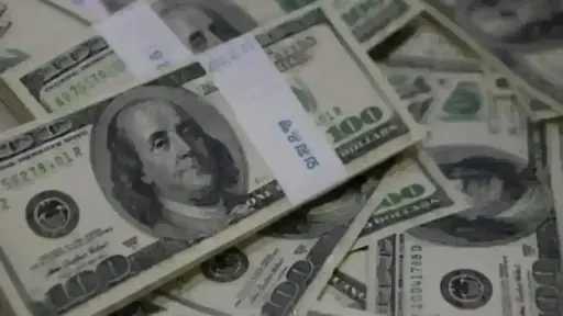 تراجع سعر الدولار اليوم الأربعاء بمنتصف التعاملات.. الأخضر يهوي لأسفل