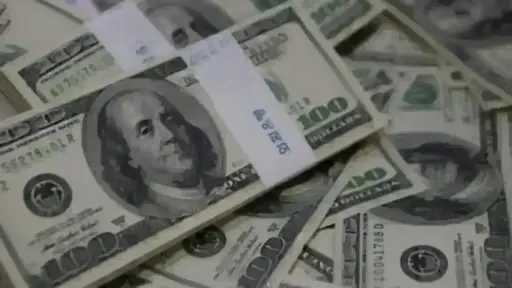 تراجع سعر الدولار اليوم الإثنين بمستهل التعاملات.. الأخضر بكام