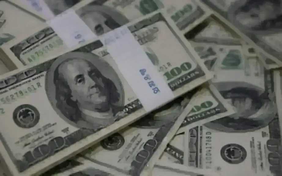 ارتفاع سعر الدولار اليوم الإثنين بمنتصف التعاملات.. الأخضر بكام