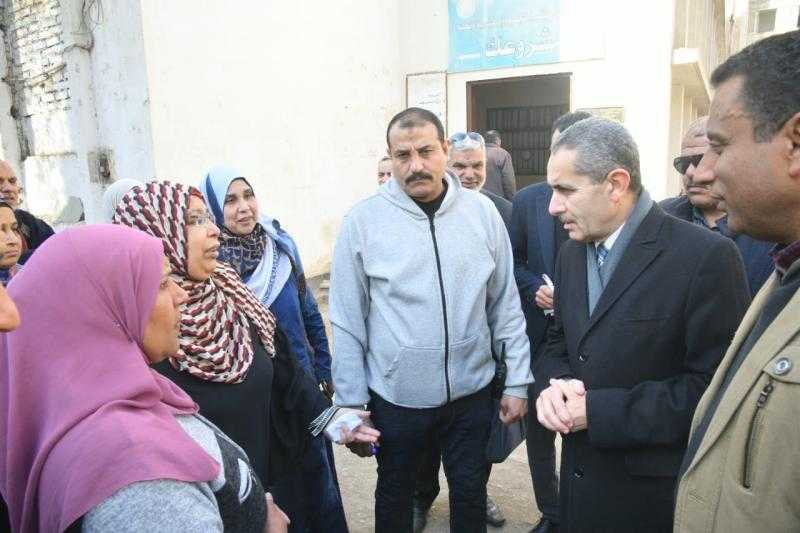 محافظ الغربية يتابع مشروعات حياة كريمة في زفتى ومستشفى السنطة المركزي الجديد