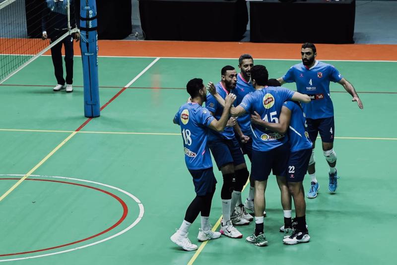 «رجال طائرة الأهلي» يواجه الزمالك في نهائي كأس السوبر