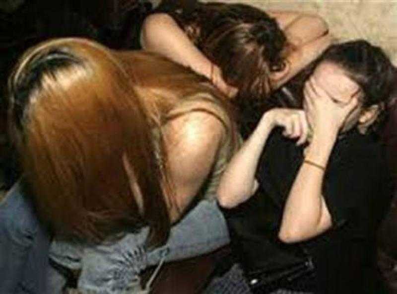 تفاصيل التحقيقات مع المتهم باستغلال أجنبيات في تصوير مقاطع إباحية