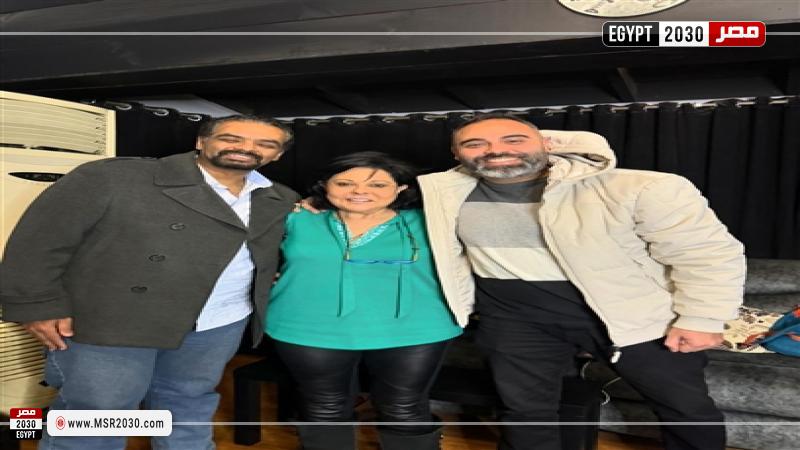 أحمد نادر وإسعاد يونس