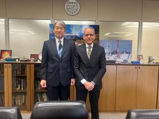 رئيس هيئة الرقابة النووية والإشعاعية يلتقي نظيره الياباني لتعزيز التعاون المشترك