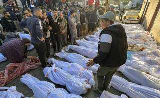 مدير مستشفى غزة الأوروبي: آلاف الجثث ما زالت تحت أنقاض المنازل في القطاع