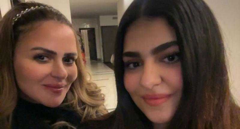 ظهور نادر لابنة أحمد السقا بصحبة والدتها مها الصغير