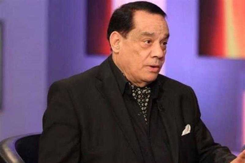 نجل حلمي بكر: «أرملة والدي خطفته وهو حي وعايزة تخطفه وهو ميت».. فيديو