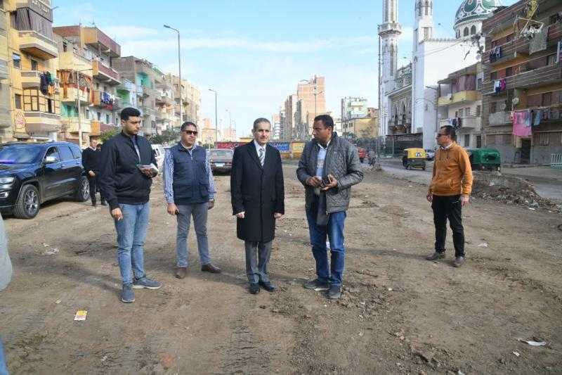 محافظ الغربية يتابع مشروعات الرصف والتطوير بمركز ومدينة زفتى