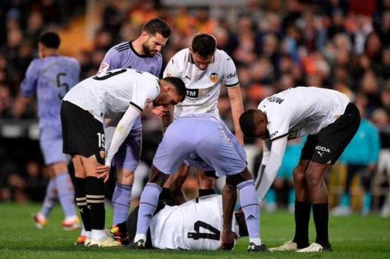 فالنسيا يكشف حجم إصابة دياخابي بعد المشهد المروع أمام ريال مدريد