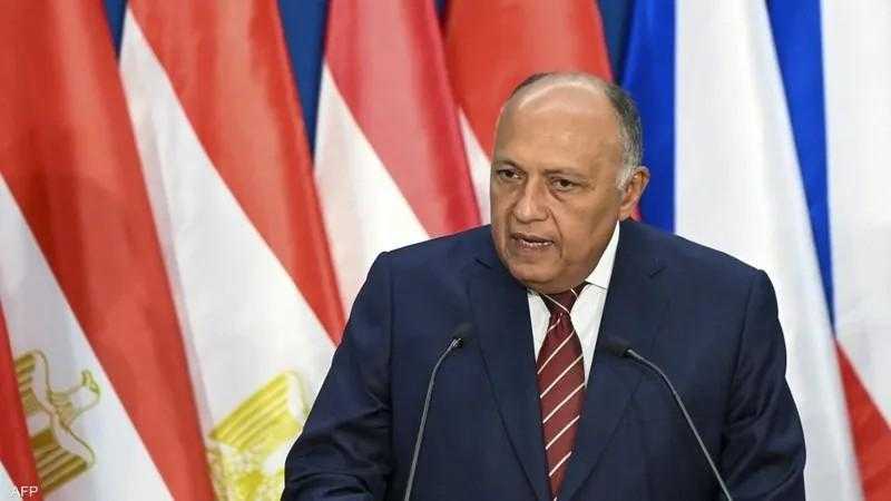 شكري: يجب إزالة العراقيل التي تضعها إسرائيل أمام إدخال المساعدات إلى غزة