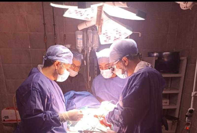 إجراء جراحة قلب عالية الخطورة لإنقاذ حياة شاب إثر جرح نافذ بالصدر بمستشفى الزقازيق العام