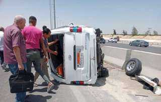 مصرع وإصابة 7 أشخاص في حادث بطريق أسيوط الصحراوي