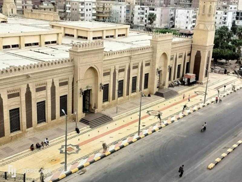 محافظ كفر الشيخ يناقش أعمال مشروع تطوير ساحة الميدان الإبراهيمى بدسوق
