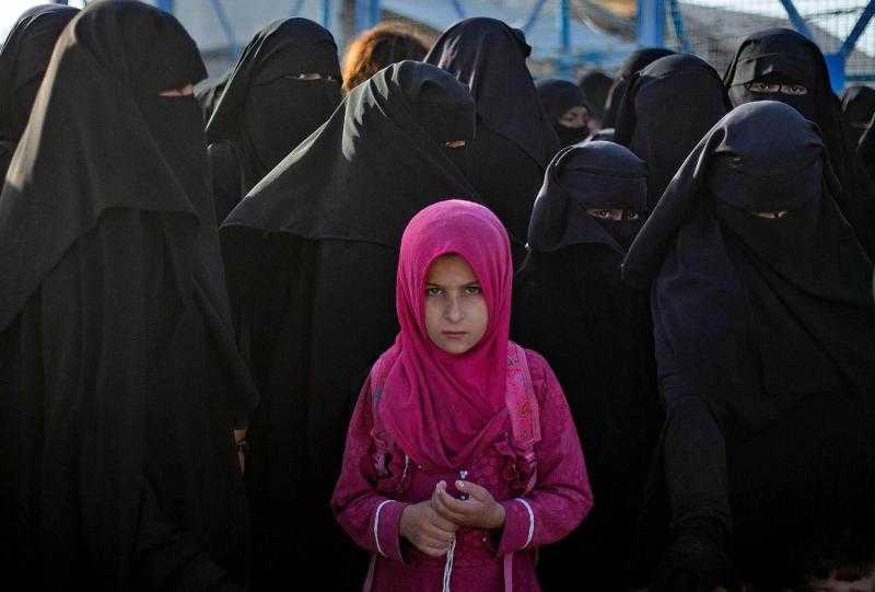 «العائدات من داعش».. وثائقي جديد لمرصد الأزهر يفند ادعاءات التنظيم