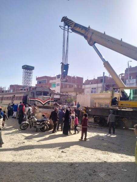 مصدر أمنى يكشف تفاصيل خروج قطار «السويس -الإسماعيلية» عن القضبان l صور