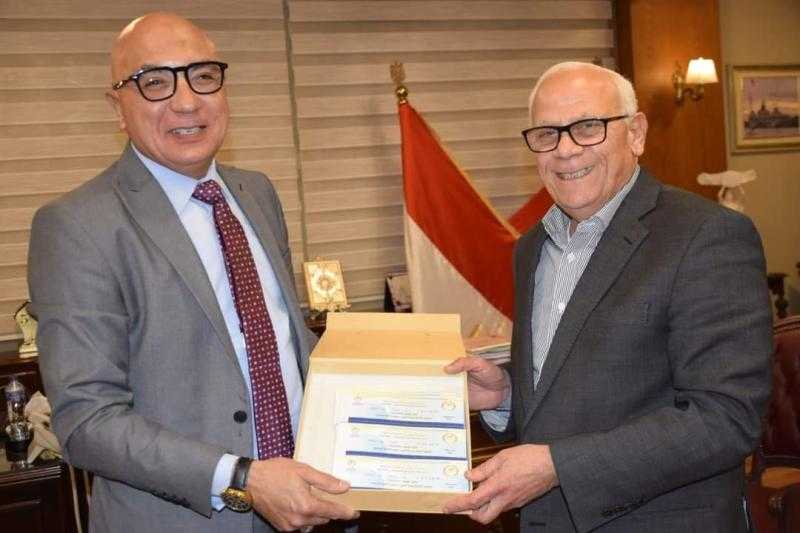 مبادرة بين البنك الزراعي المصري وبورسعيد لتوزيع بونات شراء مواد غذائية على الفئات الأولى بالرعاية