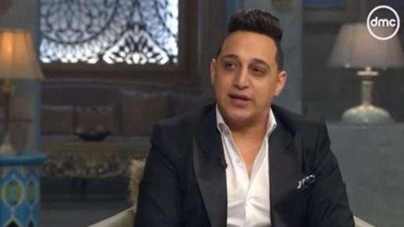 رضا البحراوي يغني تتر مسلسل محارب
