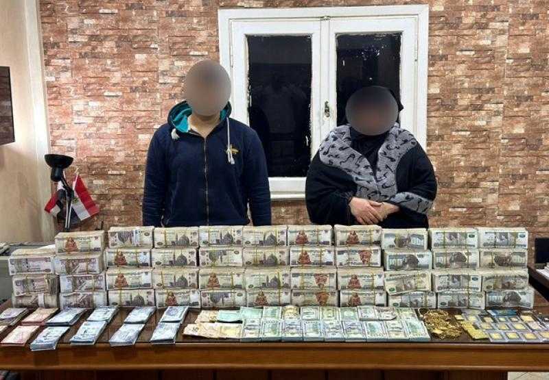 بقيمة 27 مليون جنيه .. ضبط سيدة وابنها بتهمة الاتجار في العملة بالدقهلية