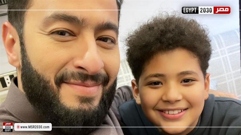 حمادة هلال وابنه يوسف