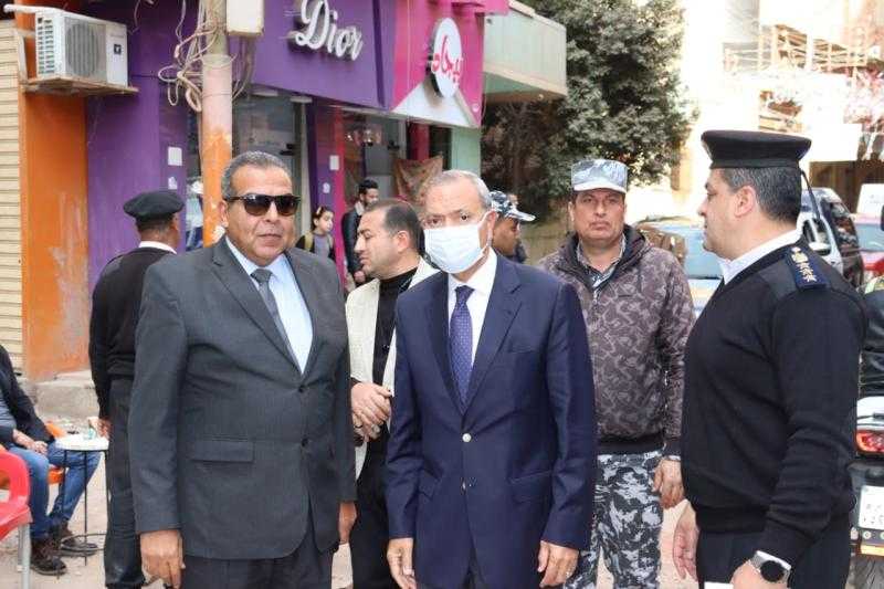 محافظ القليوبية يتابع إزالة 6 طوابق ببرج مخالف بمدينة طوخ