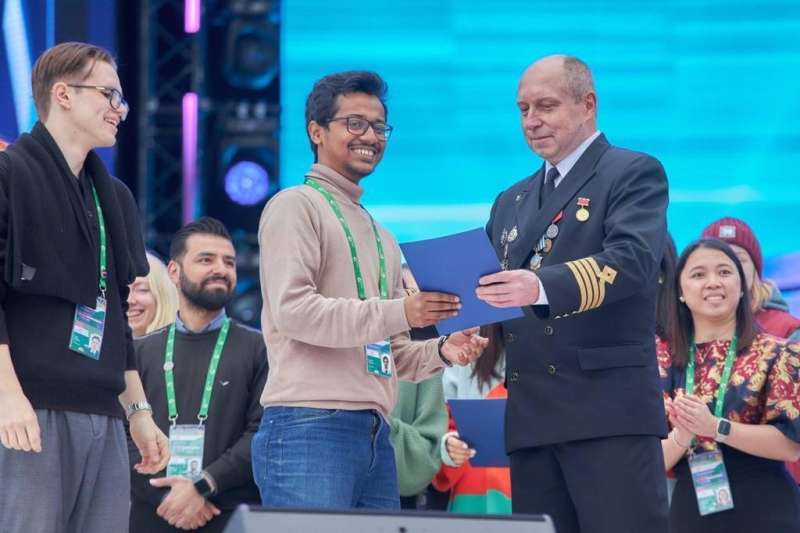 المشاركين بمهرجان شباب العالم